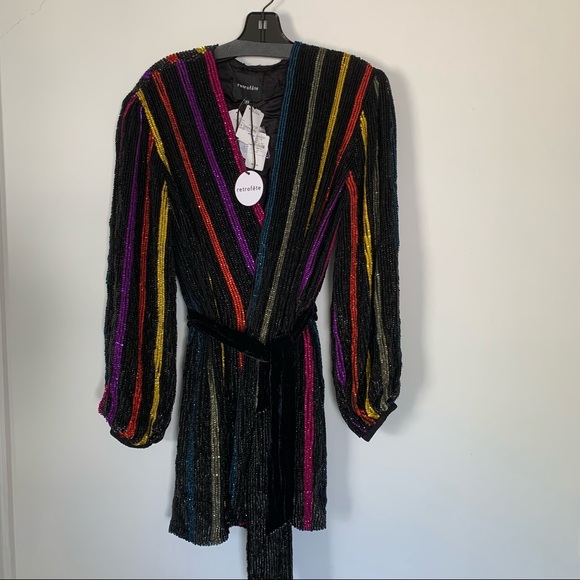 RETROFETE Gabrielle Long Sleeve Robe Wrap Dress - Picture 4 of 16